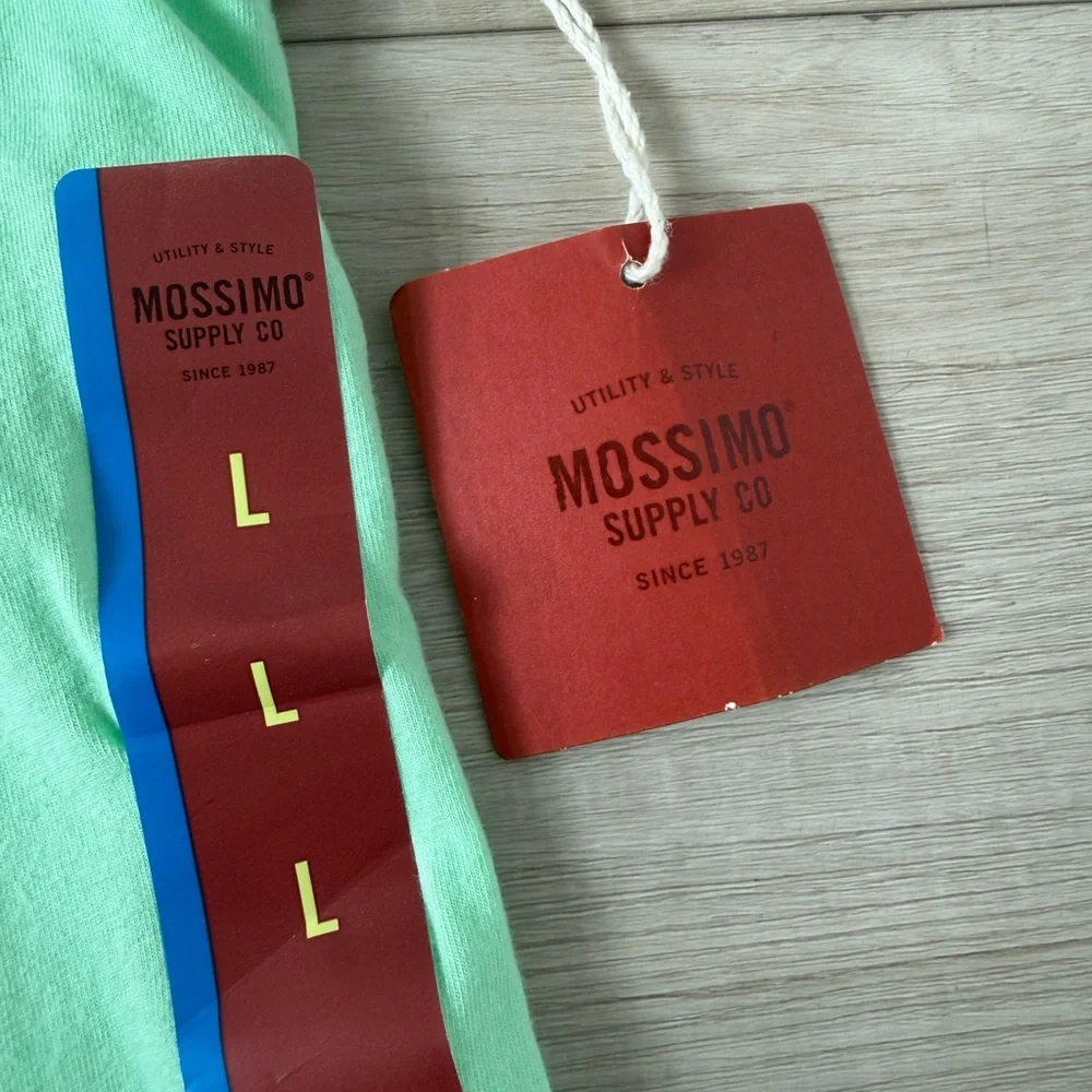 Mossimo women’s Large bright green cami - Picture 2 of 4